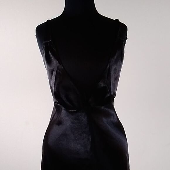 Secret Rezsures TH Women Nightbown Size S - Picture 3 of 16